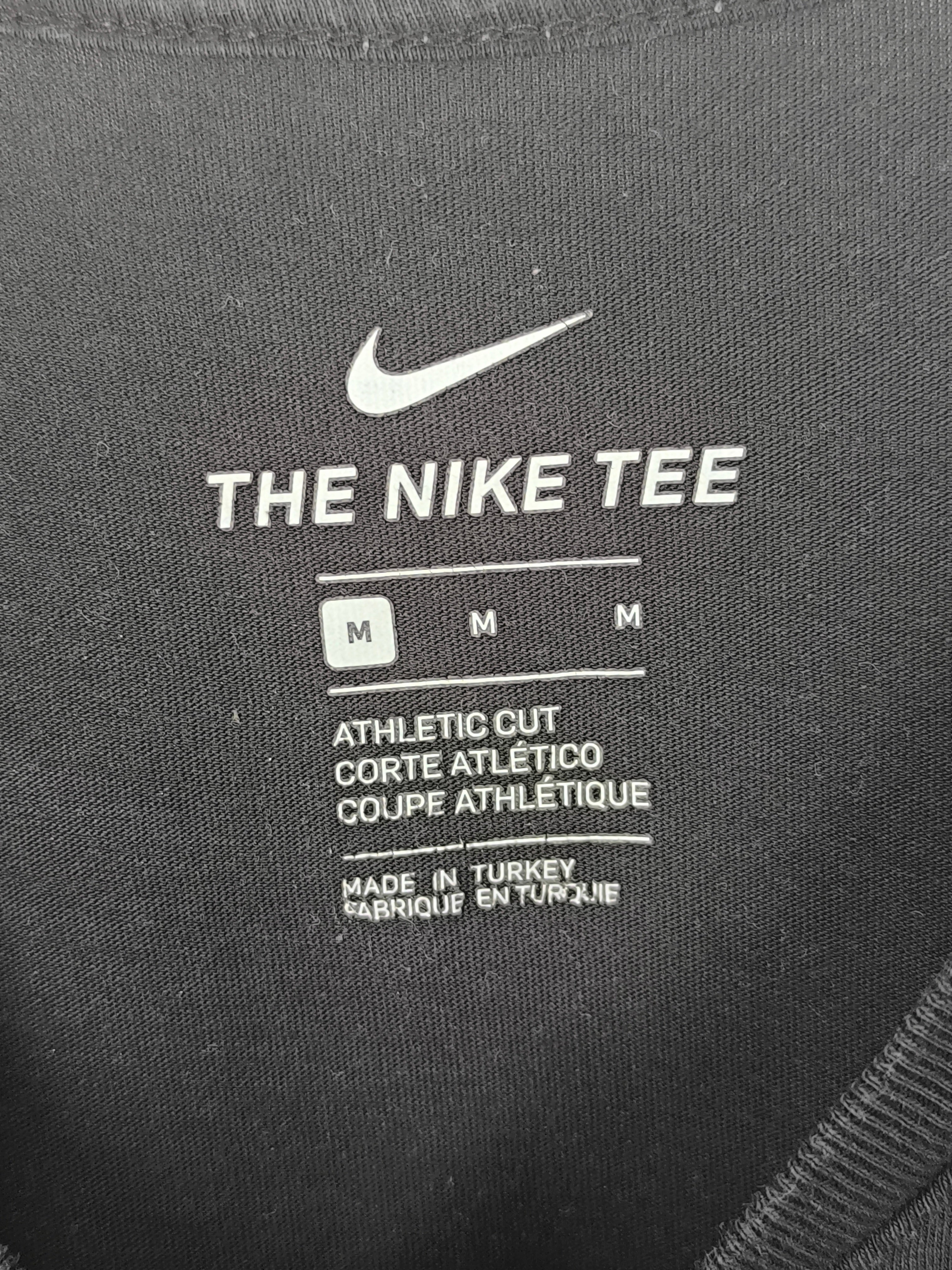 Camiseta Nike Tee