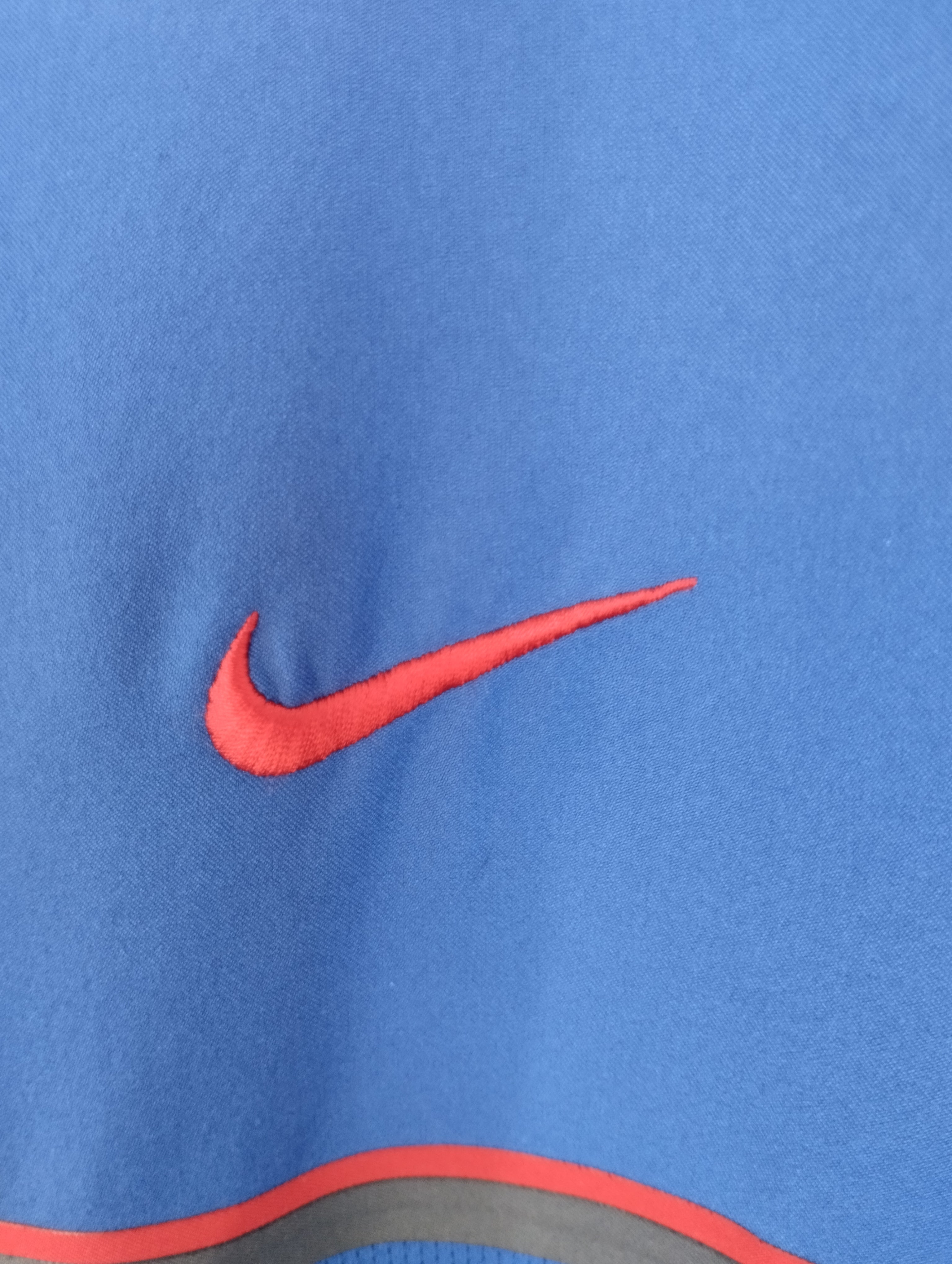 Nike Dri-Fit Tridente Bordado